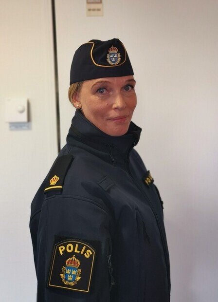 Uniformerad polis