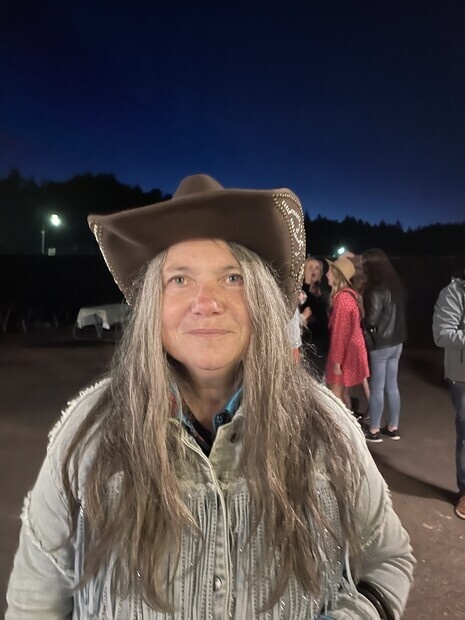 Bild av mig tagen utomhus blivit fotograferad