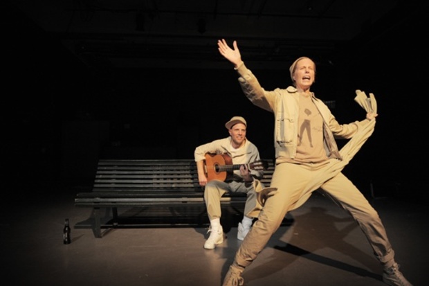 Som Simon i Dligt folk 2012