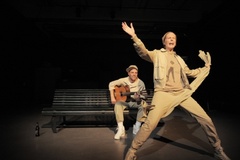 Som Simon i Dligt folk 2012