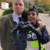 Naziztmingel med poliser Naziztmingel med poliser
