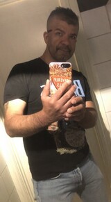 Modell eller reklame Modell eller reklame