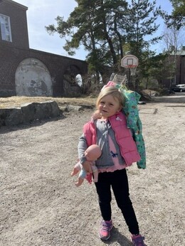 Min dotter Miranda, Solsidan säsong 8 Min dotter Miranda, Solsidan säsong 8