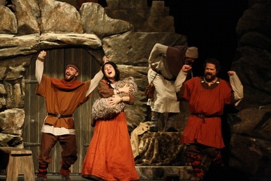 Lovis, Ronja Rövardotter Lovis, Ronja Rövardotter