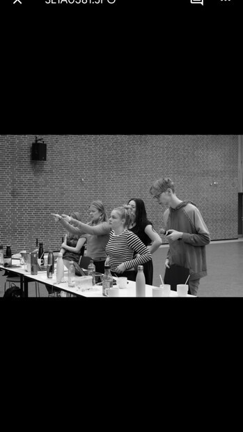 Instruktr, skammerens datter