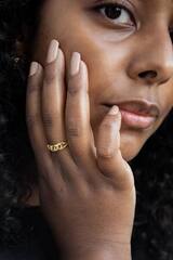 Modell fr smyckefretag Safira