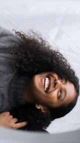 Modell för smyckeföretag Safira Modell för smyckeföretag Safira