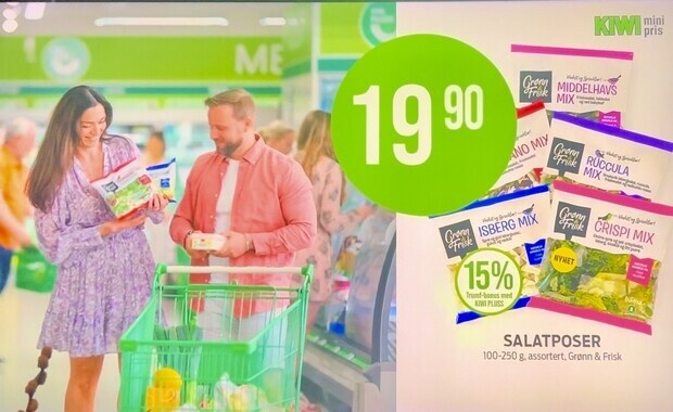 Kunde kjper salat