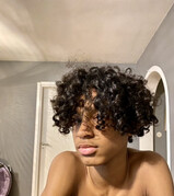 Fixar håret Fixar håret