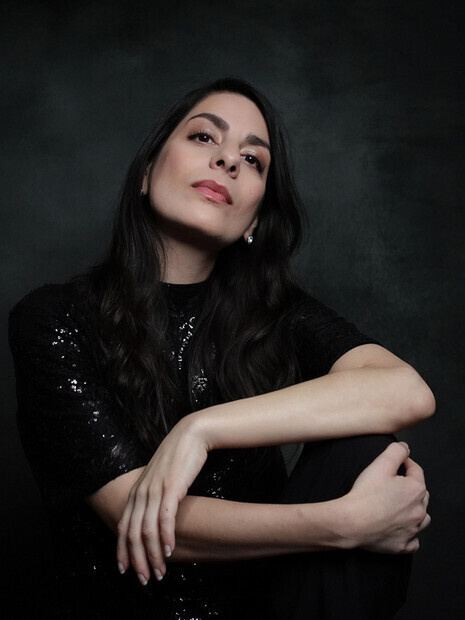 Sabina Khamoshi 2025