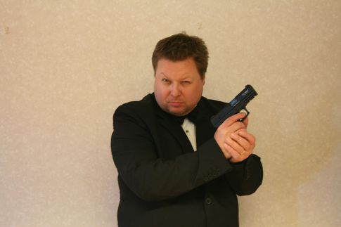 Revy 003 med rätt att ROA! Revy 003 med rätt att ROA!