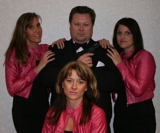 Revy 003 med rätt att ROA! Revy 003 med rätt att ROA!