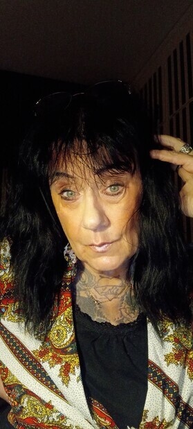 Från DramaCenter Göteborg  då Å nu här i statist,se