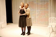 Juana og Elisa Juana og Elisa