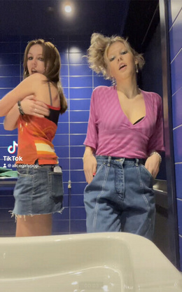 GYLLENETIDER GYLLENETIDER