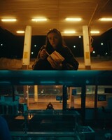 Kebab spisende stillbilde