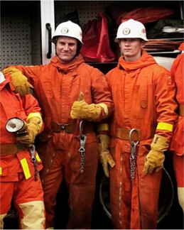 Till vänster i bild - UFO - långfilm Till vänster i bild - UFO - långfilm