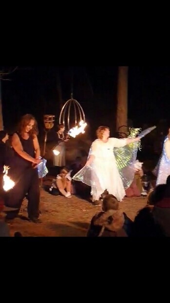 Framträdande på eldshow(cirkus)