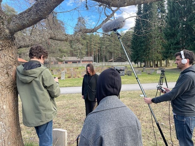 Inspelning på kyrkogård