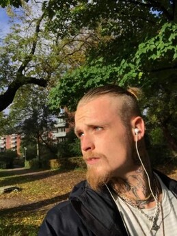 Vikingen er født 1000 år for sent Vikingen er født 1000 år for sent