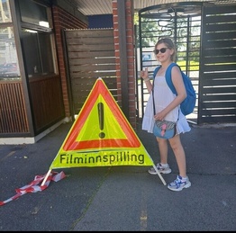 Behind the scenes Behind the scenes