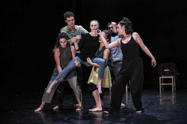 Physical Theatre: ??Hotel Solitaire??