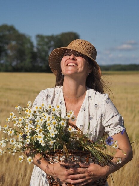 Butik med kläder och hattar