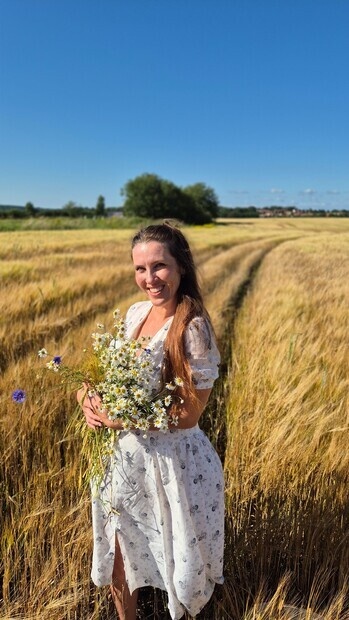 Butik med kläder och hattar
