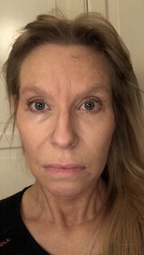 Seriøs, alvorspreget Seriøs, alvorspreget