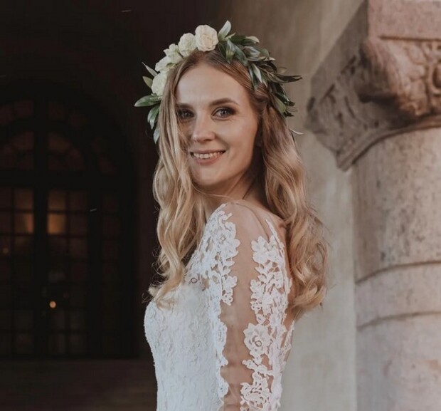 Make up and  hair Make up and  hair