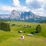 Dronebilde fra Dolomittene