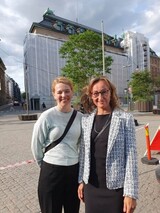 I scenen med Josefin Nelden i Doktrinen I scenen med Josefin Nelden i Doktrinen