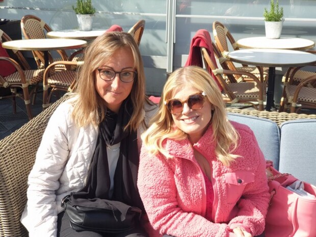 Trailer till Allsång på skansen med Pernilla Wahlgren Trailer till Allsång på skansen med Pernilla Wahlgren