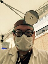 Sprø professor i egen produksjon