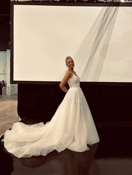 Bride model Bride model