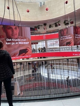 Reklamfilm Mammis för Tre Sverige Reklamfilm Mammis för Tre Sverige