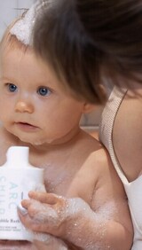 Reklamfilm för bubbelbad Reklamfilm för bubbelbad