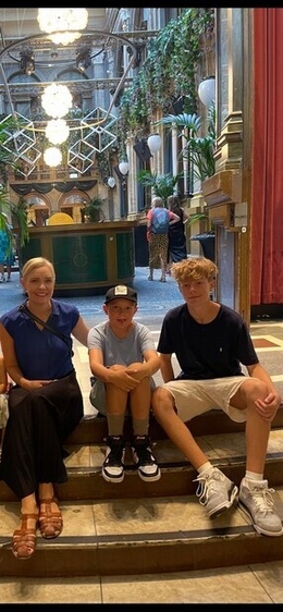 Fina familjen i Stockholm Fina familjen i Stockholm