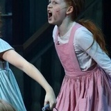 Fra «Annie» på Folketeateret Fra «Annie» på Folketeateret