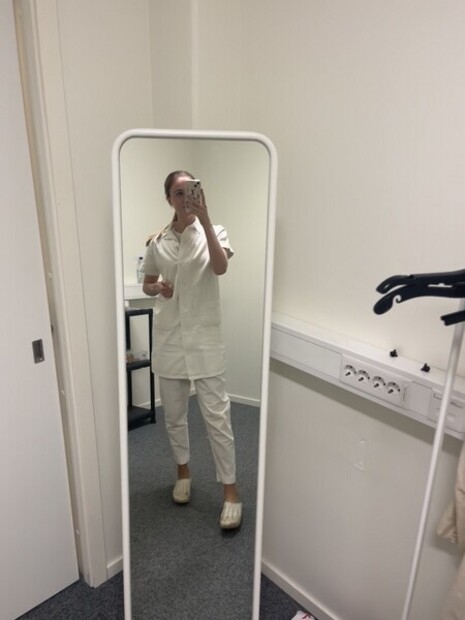 Jag spelar sjuksköterska i Gyllene tider Jag spelar sjuksköterska i Gyllene tider