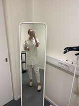 Jag spelar sjuksköterska i Gyllene tider Jag spelar sjuksköterska i Gyllene tider