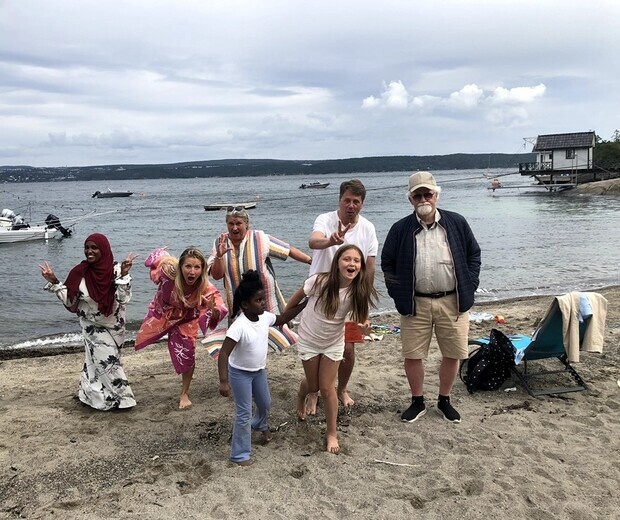 LEGGHÅR KORTFILM CAST