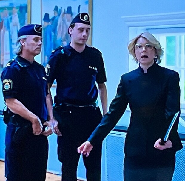 Uniformerad polis