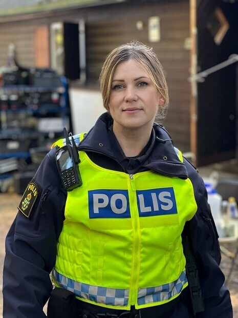 Polis officer