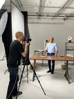 Roligt modelljobb för Deep Roligt modelljobb för Deep