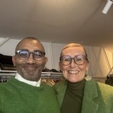 Två nöjda bankkunder Två nöjda bankkunder