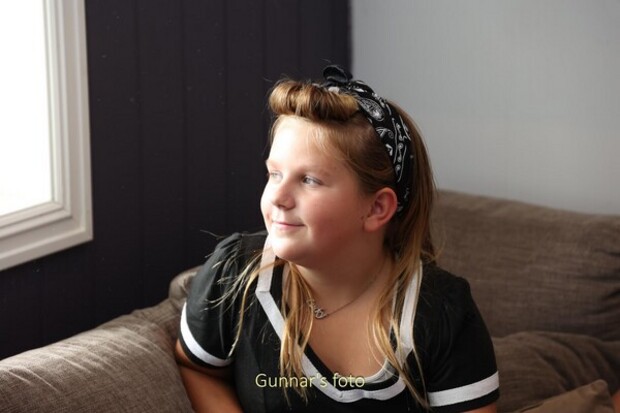 Gjøre seg i stand til pin up show