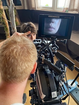 En alvorlig scene En alvorlig scene