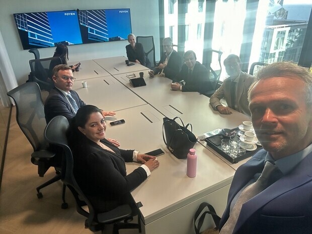 Styremøte med finansmeglere