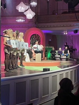 På scen som glitterflicka På scen som glitterflicka